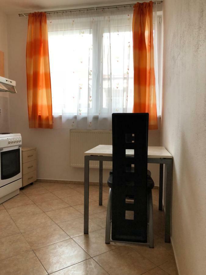 Moonstreet Apartments Bratislava Eksteriør billede