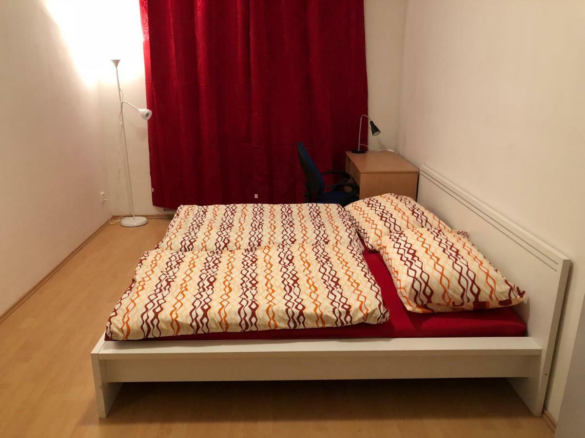 Moonstreet Apartments Bratislava Eksteriør billede